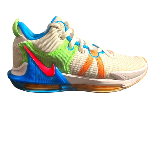 Nike LeBron Witness 7 Grey Fog Athletic Shoes Size 8 - Picture 1 of 10